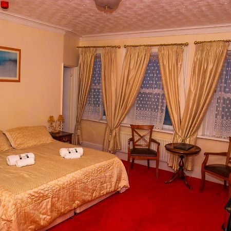 Albany Lions Hotel Eastbourne Ngoại thất bức ảnh