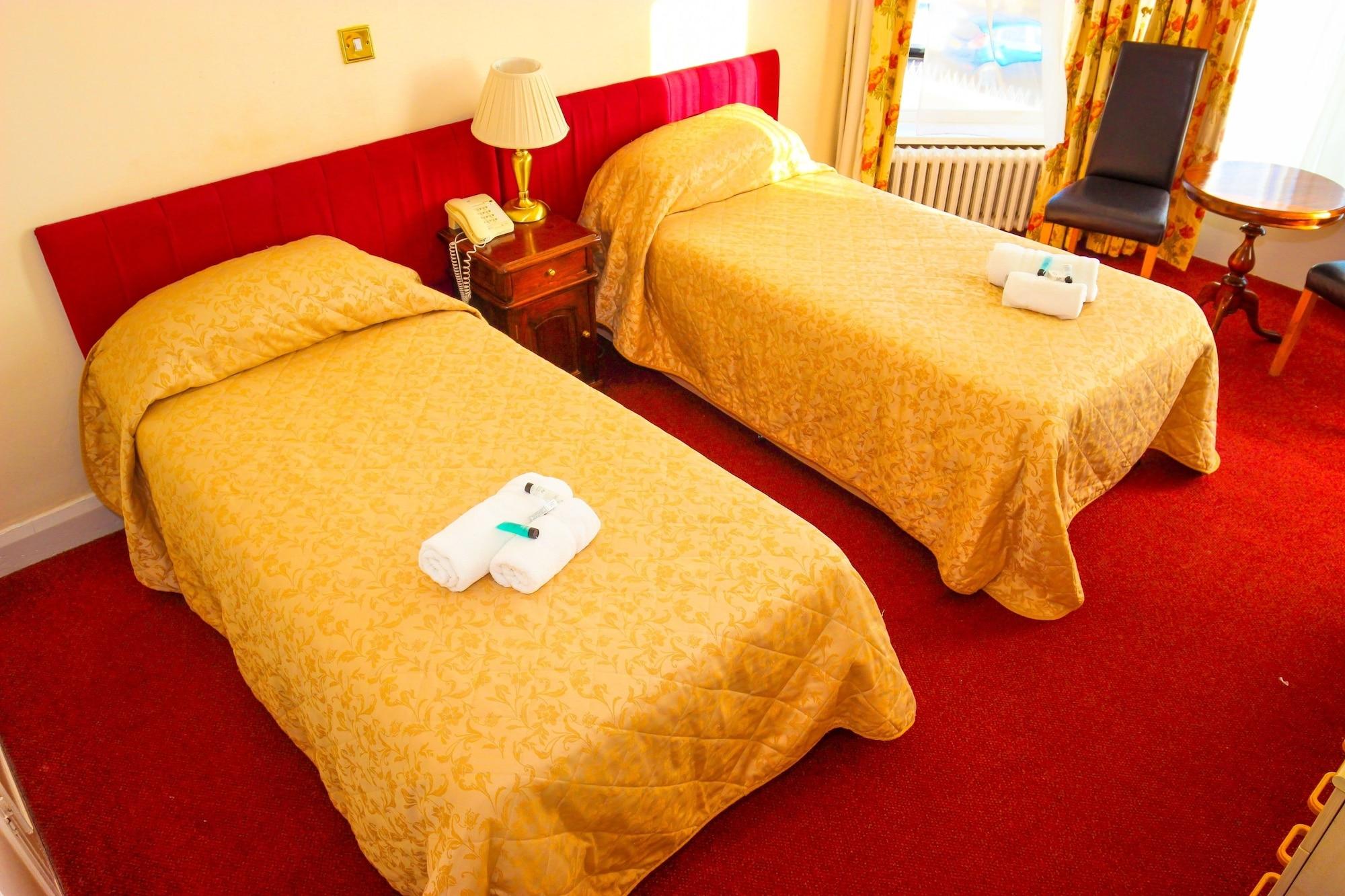 Albany Lions Hotel Eastbourne Ngoại thất bức ảnh