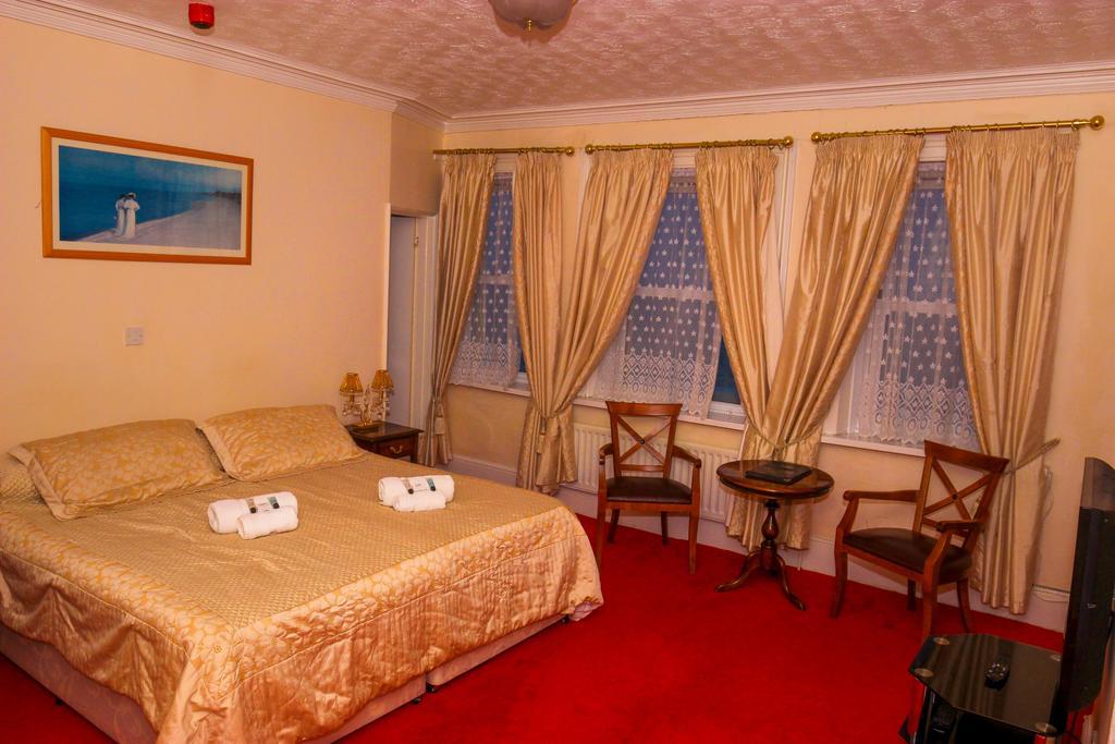 Albany Lions Hotel Eastbourne Ngoại thất bức ảnh