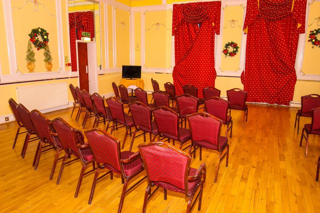 Albany Lions Hotel Eastbourne Ngoại thất bức ảnh