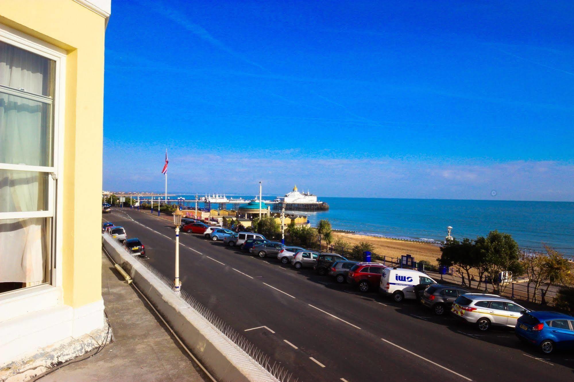 Albany Lions Hotel Eastbourne Ngoại thất bức ảnh